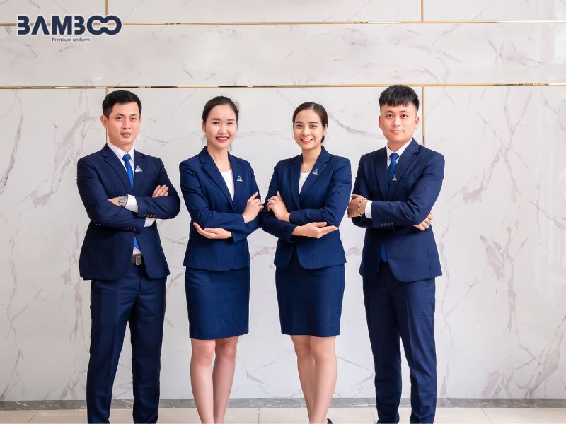 Vest nam bất động sản lịch lãm, phom dáng gọn gàng, màu sắc thanh lịch