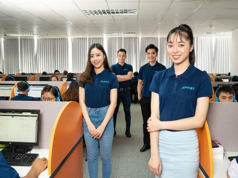 Đồng phục giúp doanh nghiệp công nghệ chuyên nghiệp, tăng nhận diện và gắn kết đội ngũ