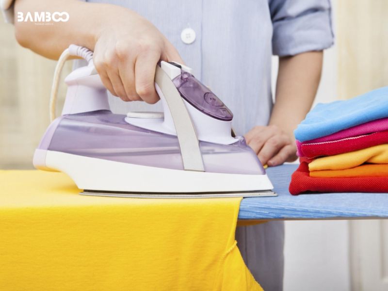 Xử lý áo thun bị xù lông bằng bàn là