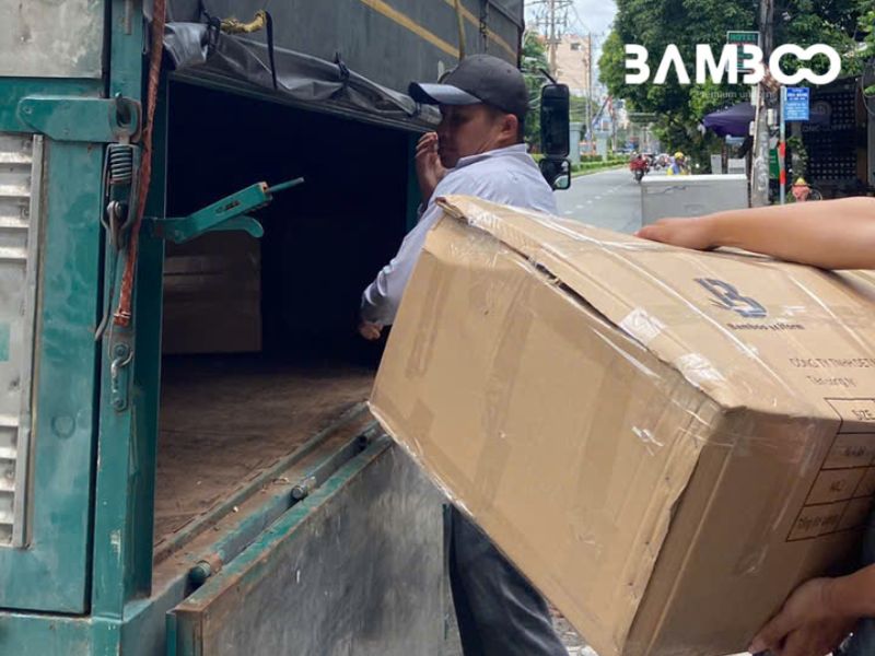 Bamboo Uniform cam kết giao hàng đúng số lượng và đúng thời gian đã thỏa thuận trong hợp đồng