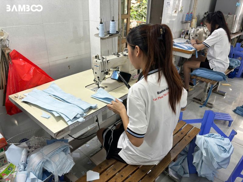 Bamboo uniform - Đối tác đồng phục chuyên nghiệp, luôn đặt chất lượng và uy tín lên hàng đầu
