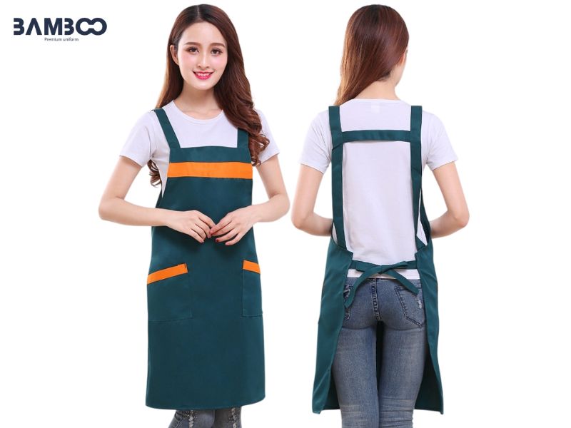 Tạp dề xanh biển nổi bật với thiết kế tiện dụng, phối màu ấn tượng và độ bền cao