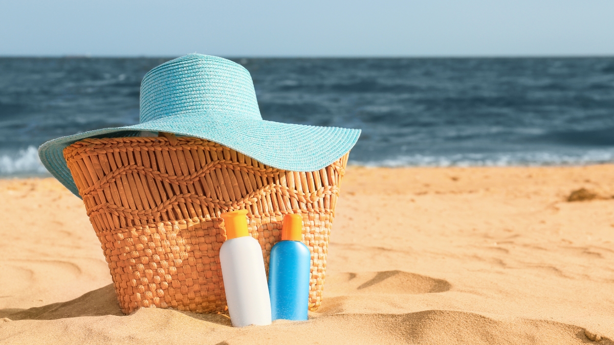 Chống nắng vật lý: Cơ chế hoạt động & Cách dùng hiệu quả