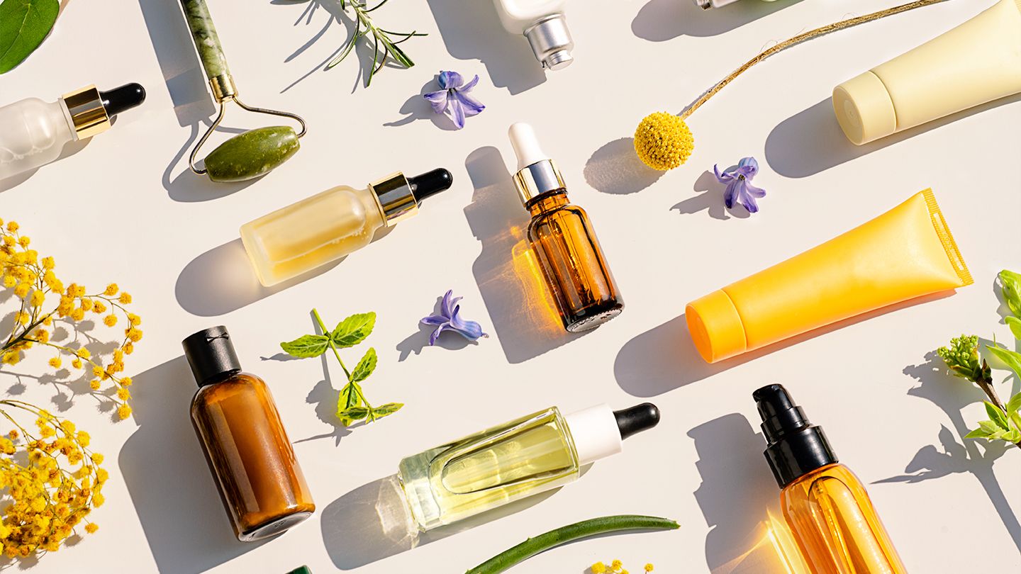 Top 7 dược mỹ phẩm chuyên dùng cho Spa tốt nhất hiện nay