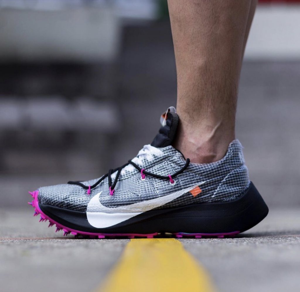 nike x off white vapour street