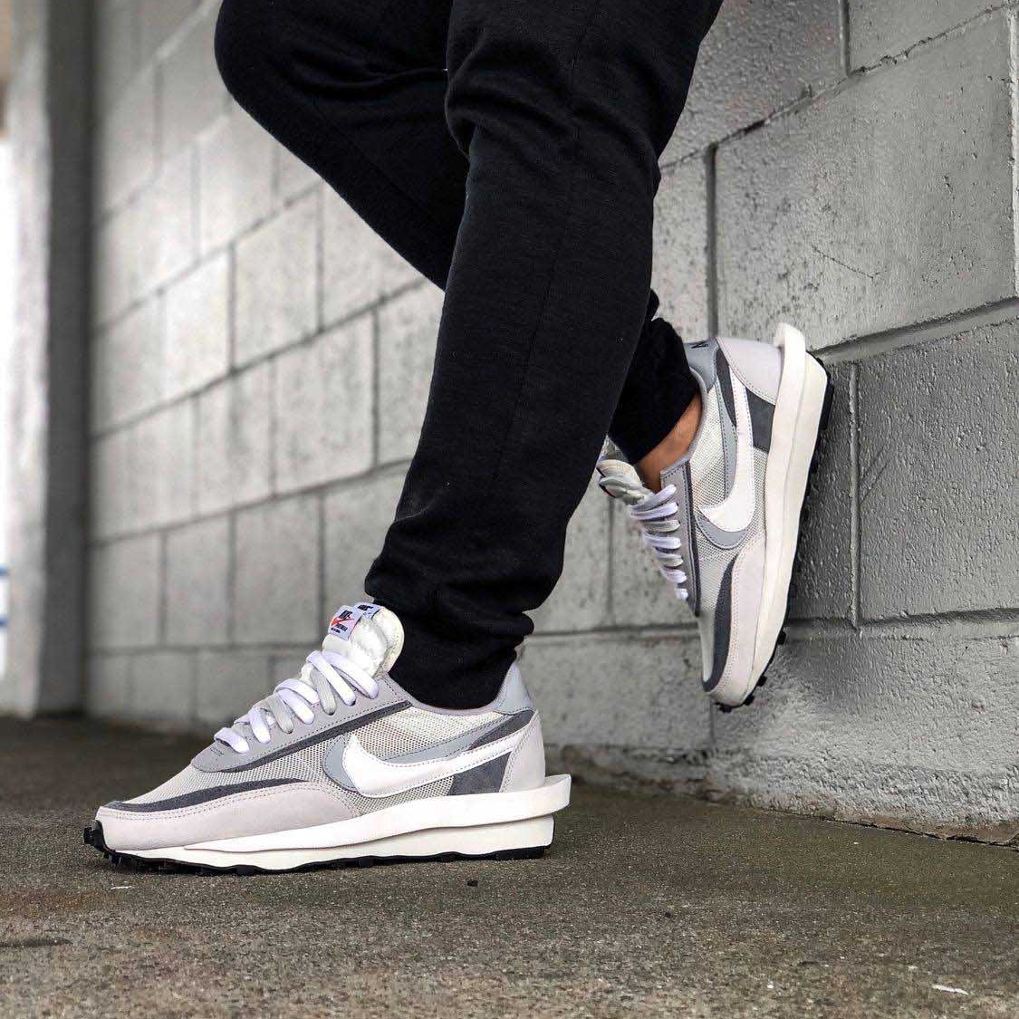 white sacai