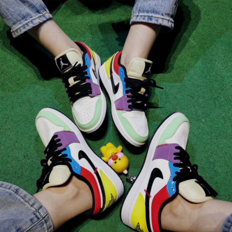 jordan 1 low light bulb