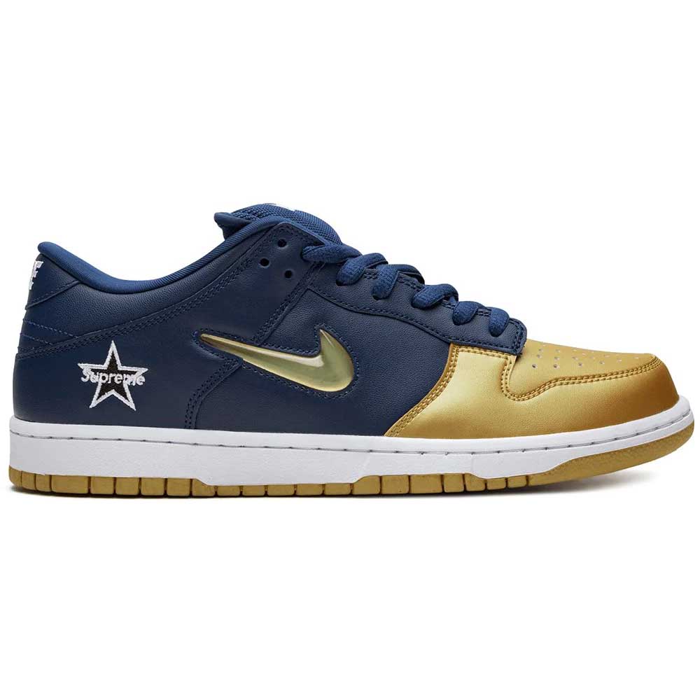 Supreme x Nike Dunk SB Low 'Gold' | Duyet Fashion