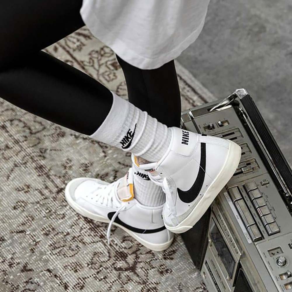 Giày Nike Blazer Mid '77 'White Black' DuyetFashion Duyet Fashion