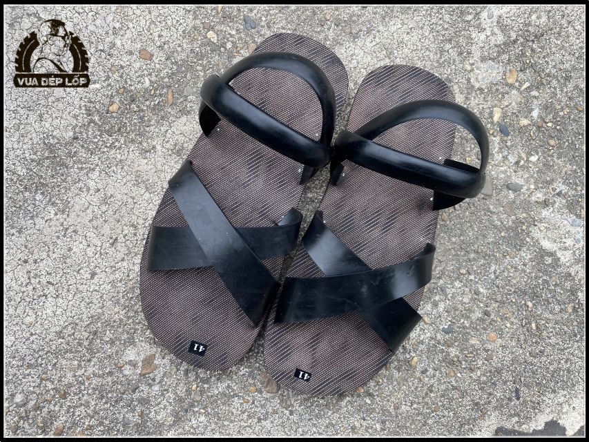 Hà Nội: Xác định nguyên nhân vụ nổ bay mái nhà, cháy ngùn ngụt ở Định Công Thượng làm 3 người tử vong Hà Nội: Xác định nguyên nhân vụ nổ bay mái nhà, cháy ngùn ngụt ở Định Công Thượng làm 3 người tử vong