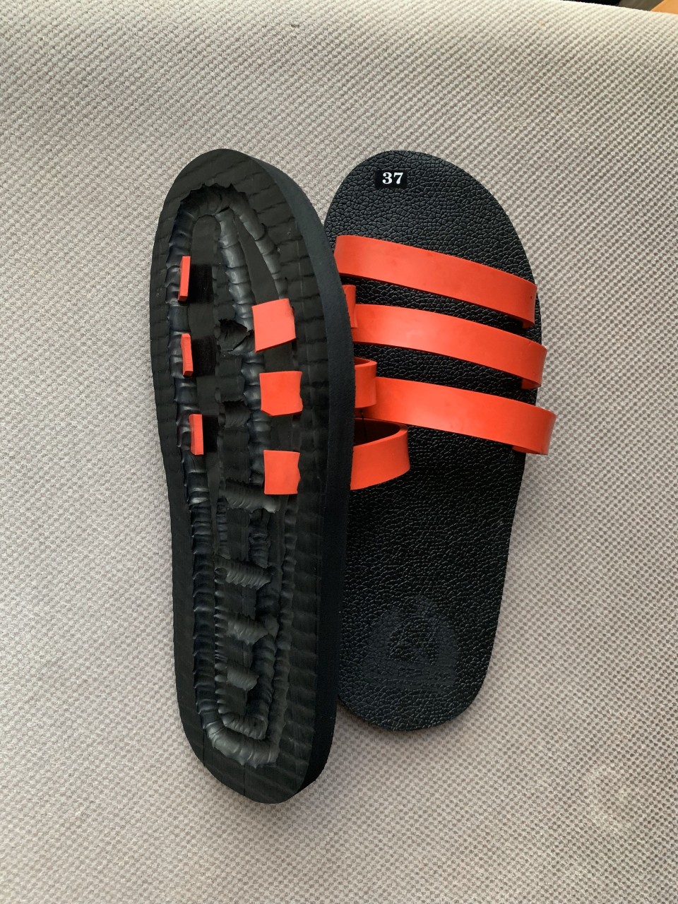 Sau giãn cách, nhà đầu tư “ngộp hàng” mong mỏi từng ngày để bán ra