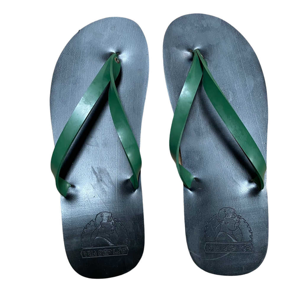 Ông Đặng Lê Nguyên Vũ được chia 4.687 tỷ đồng Ông Đặng Lê Nguyên Vũ được chia 4.687 tỷ đồng