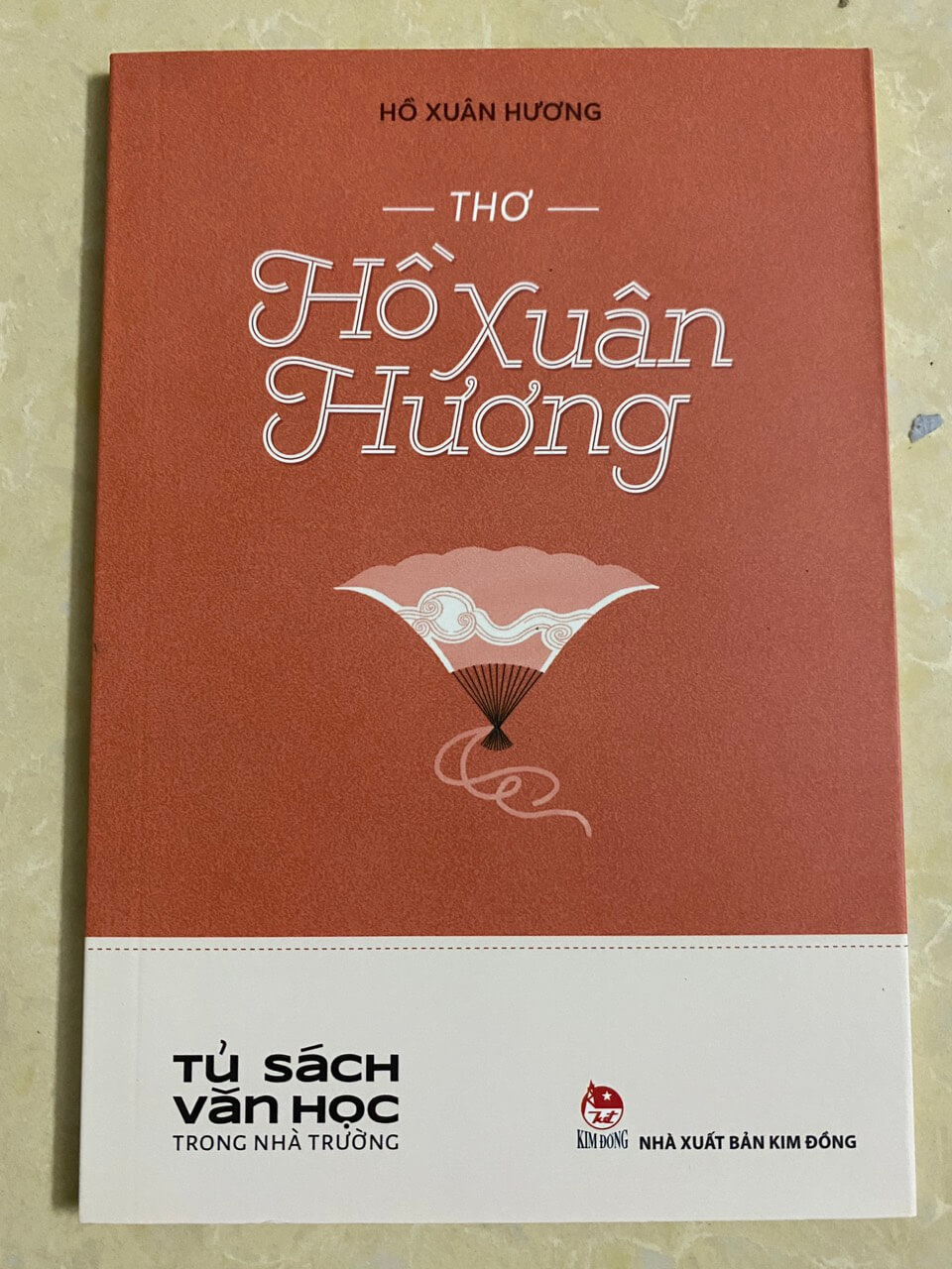 Văn học trong nhà trường - Thơ Hồ Xuân Hương