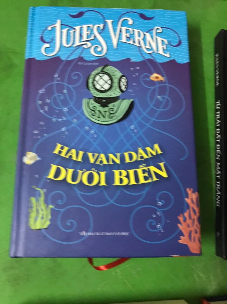 Hai vạn dặm dưới biển