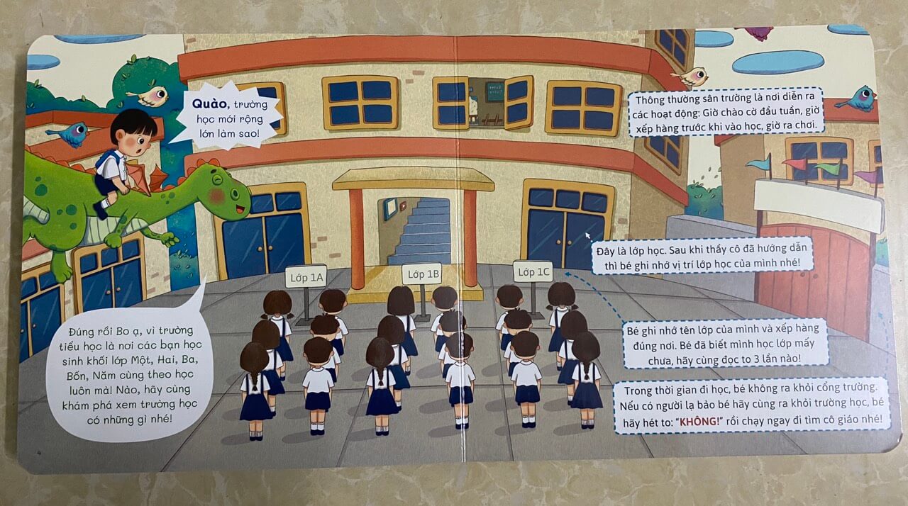 Combo 02 cuốn Xin chào lớp một: đến trường, dã ngoại