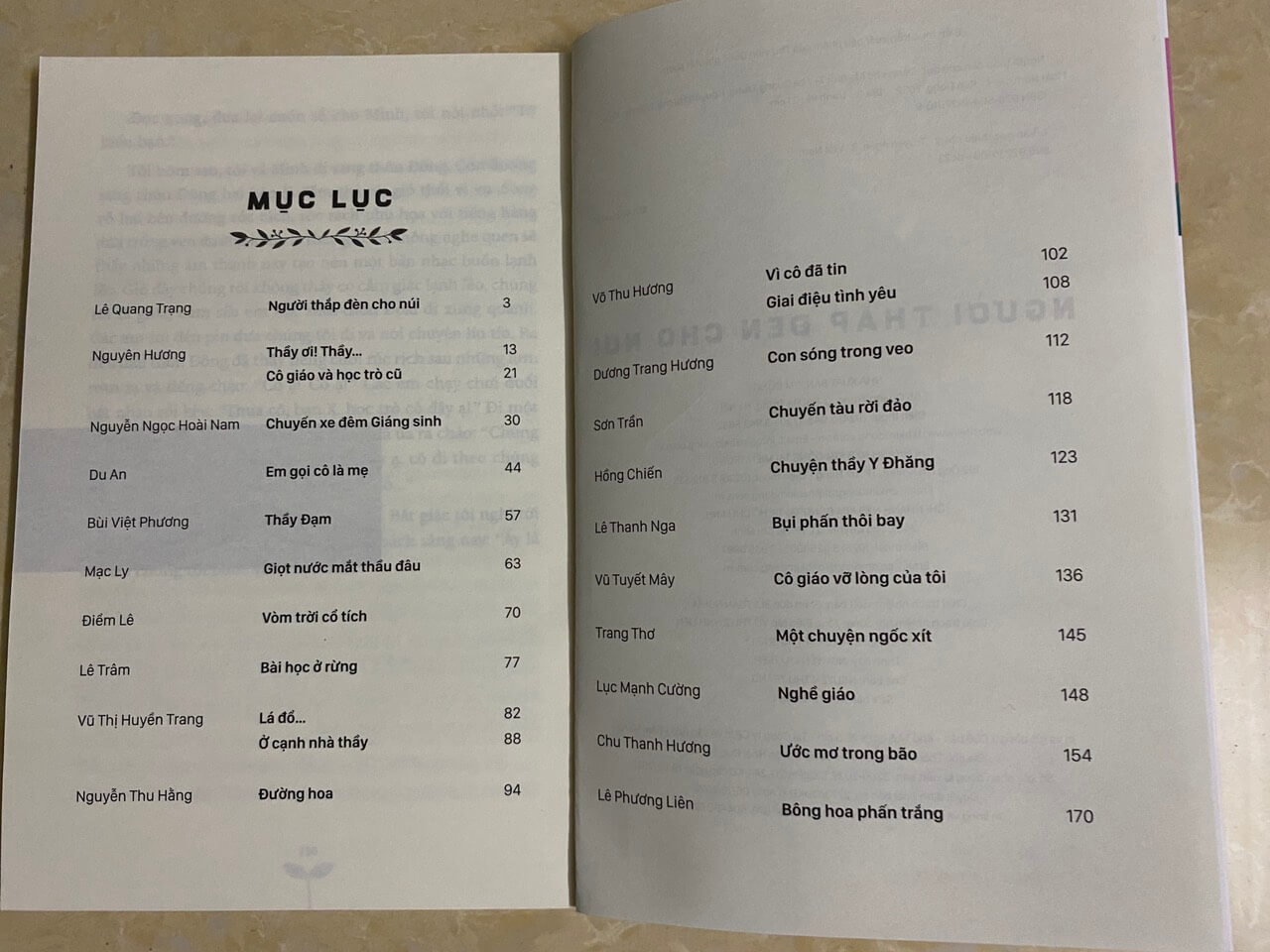 Người thắp đèn cho núi