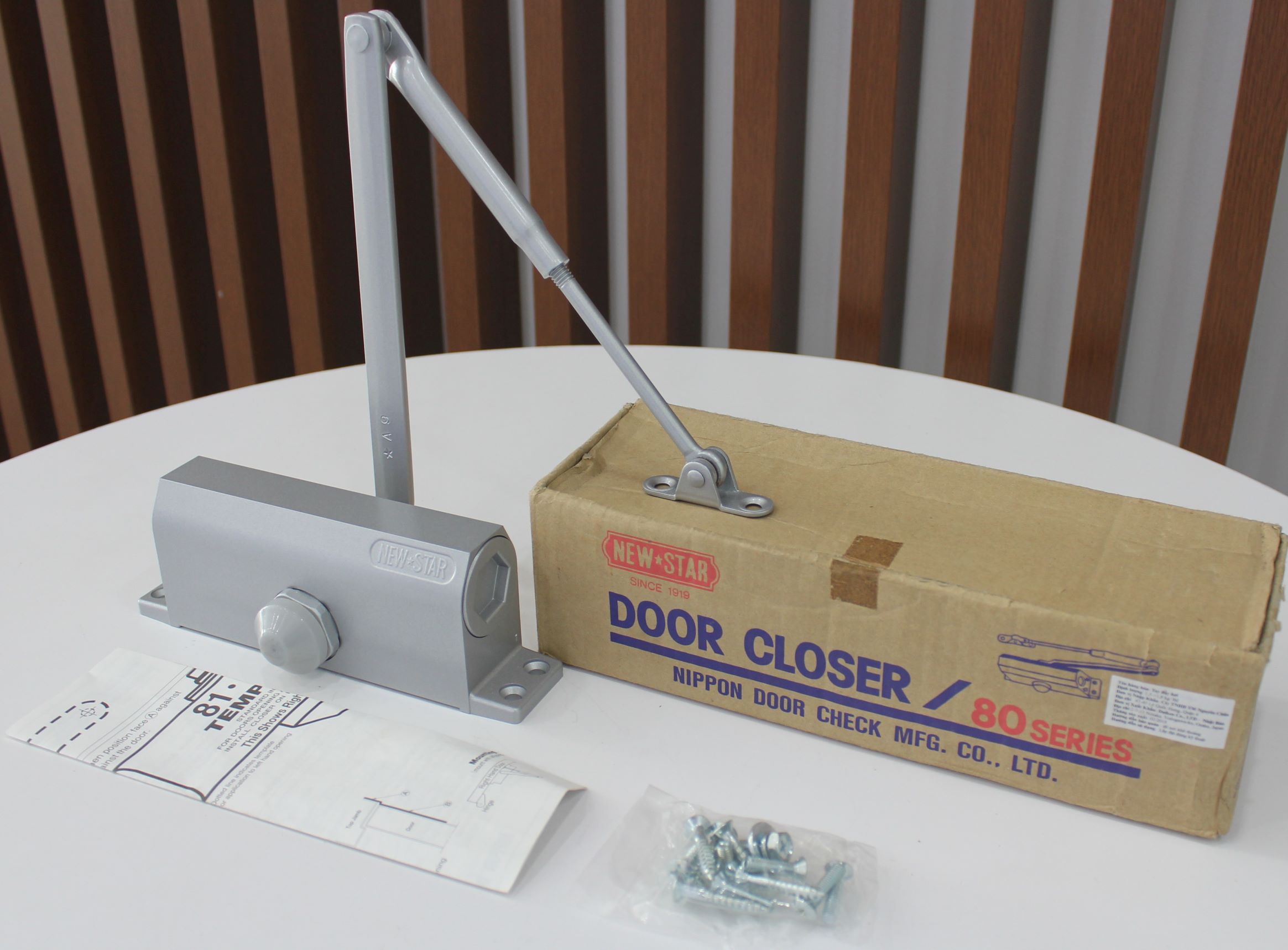 Tay đẩy hơi Newstar 85 - Made in Japan