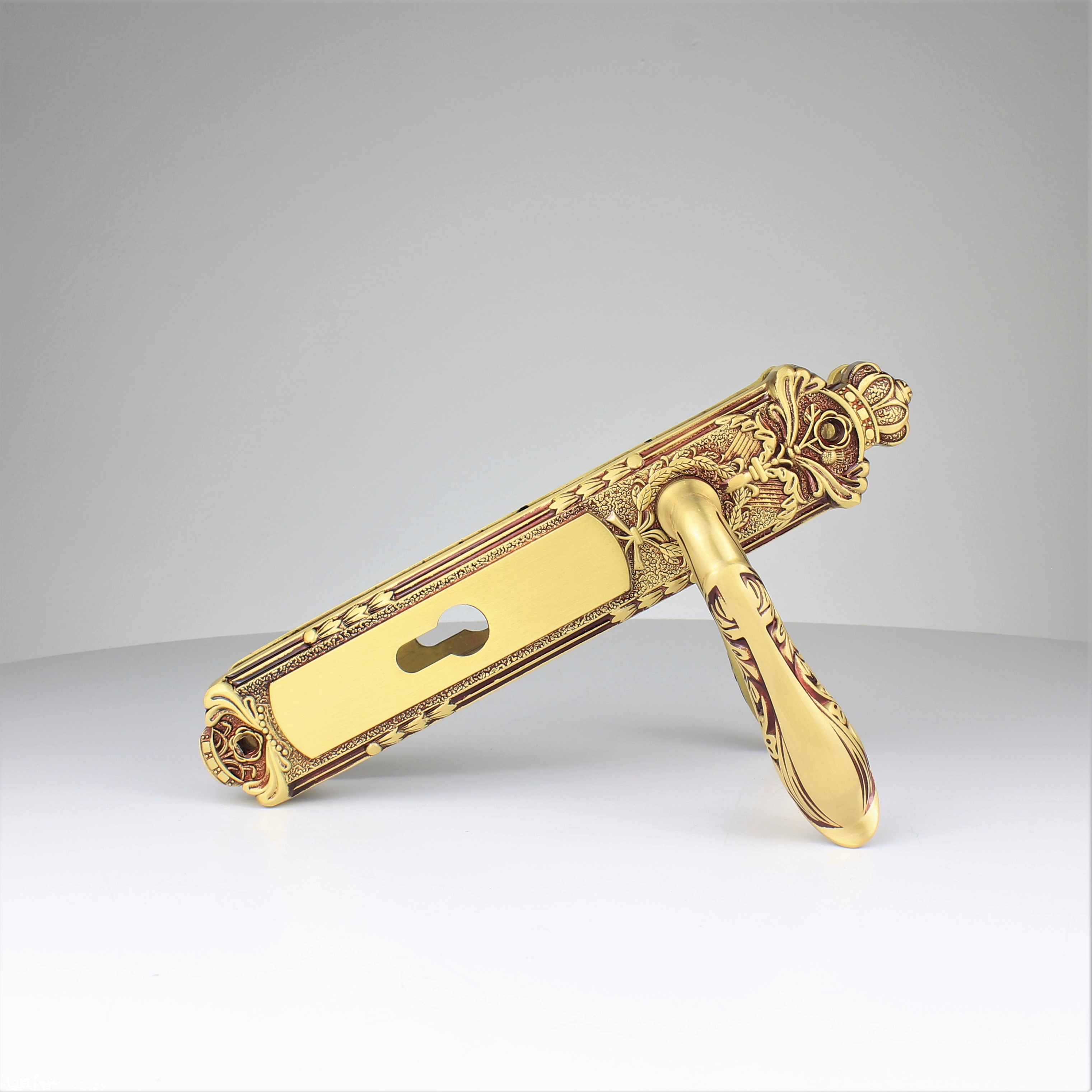 Khóa đồng thau NewNeo M85-2605-RG