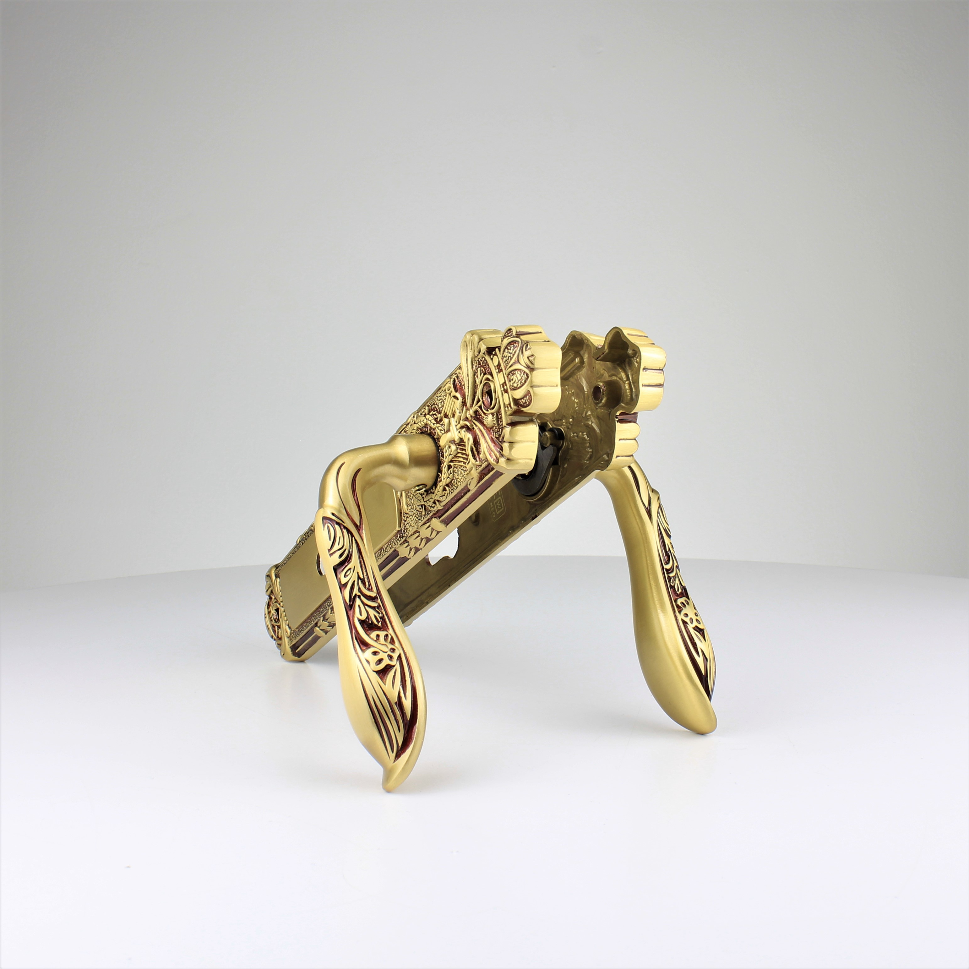 Khóa đồng thau NewNeo M85-2605-RG