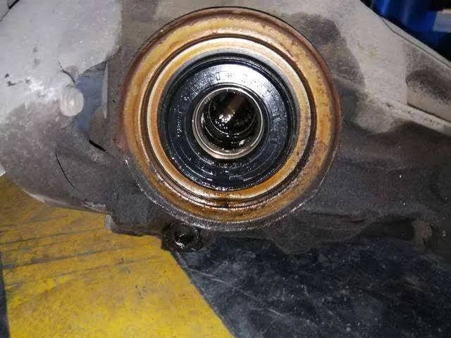Oil Seal bị bật khỏi vỏ – 10 nguyên nhân ít người để ý