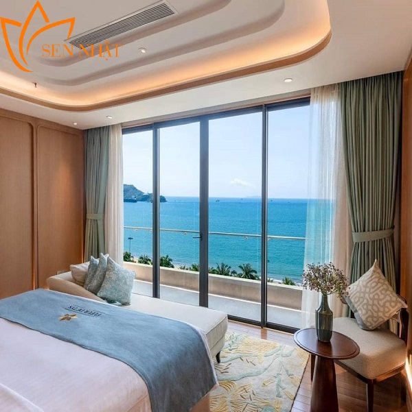 Tấm trang trí giường là gì? Công dụng của Tấm trang trí trong khách sạn