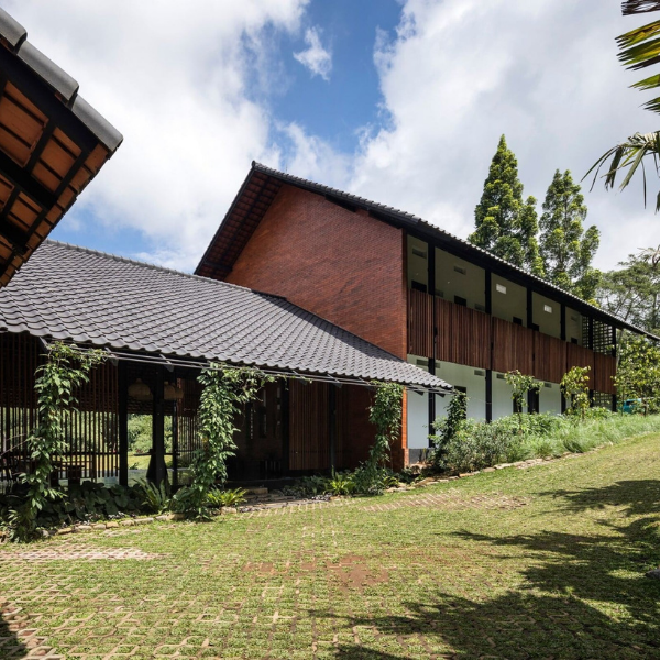 NHỮNG ĐIỀU CẦN BIẾT KHI KINH DOANH HOMESTAY - SEN NHẬT