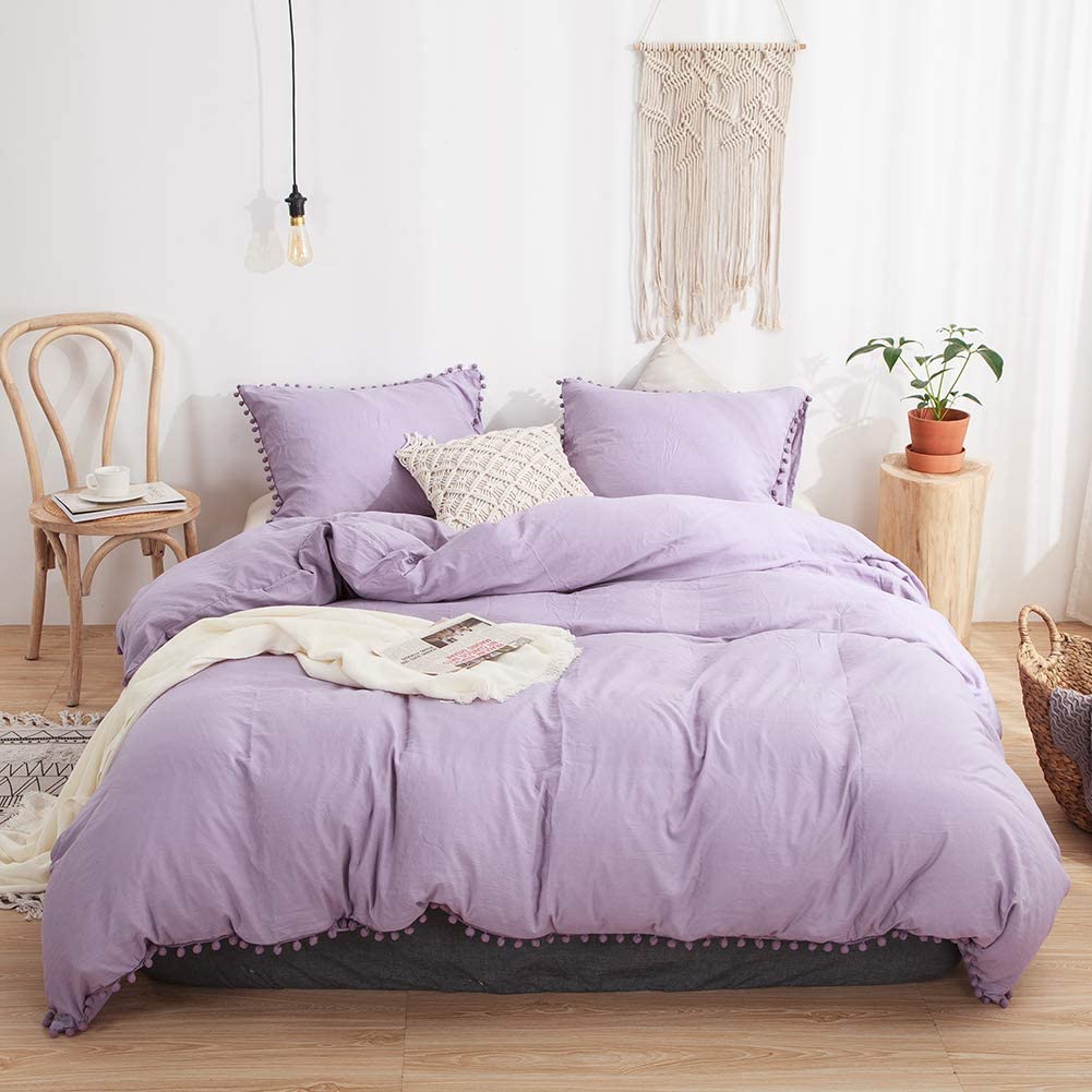 Cách Chọn Chăn Ga Gối Đệm Màu Tím Phù Hợp Với Phòng Ngủ