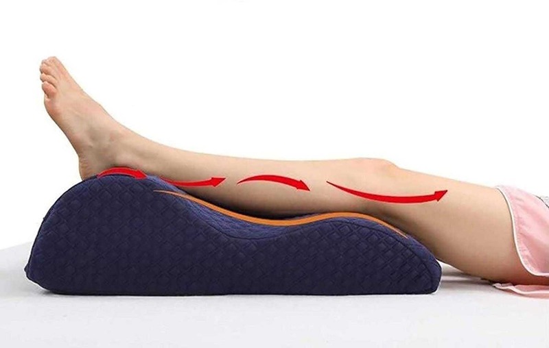 Gối gác chân cho người bị giãn tĩnh mạch