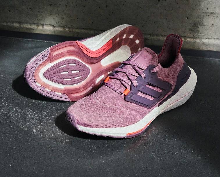 giay-adidas-ultraboost-22-doi-sneakers-danh-rieng-cho-phai-dep