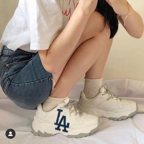 Tổng hợp 4 mẫu giày MLB hot nhất hiện nay  Roll Sneaker