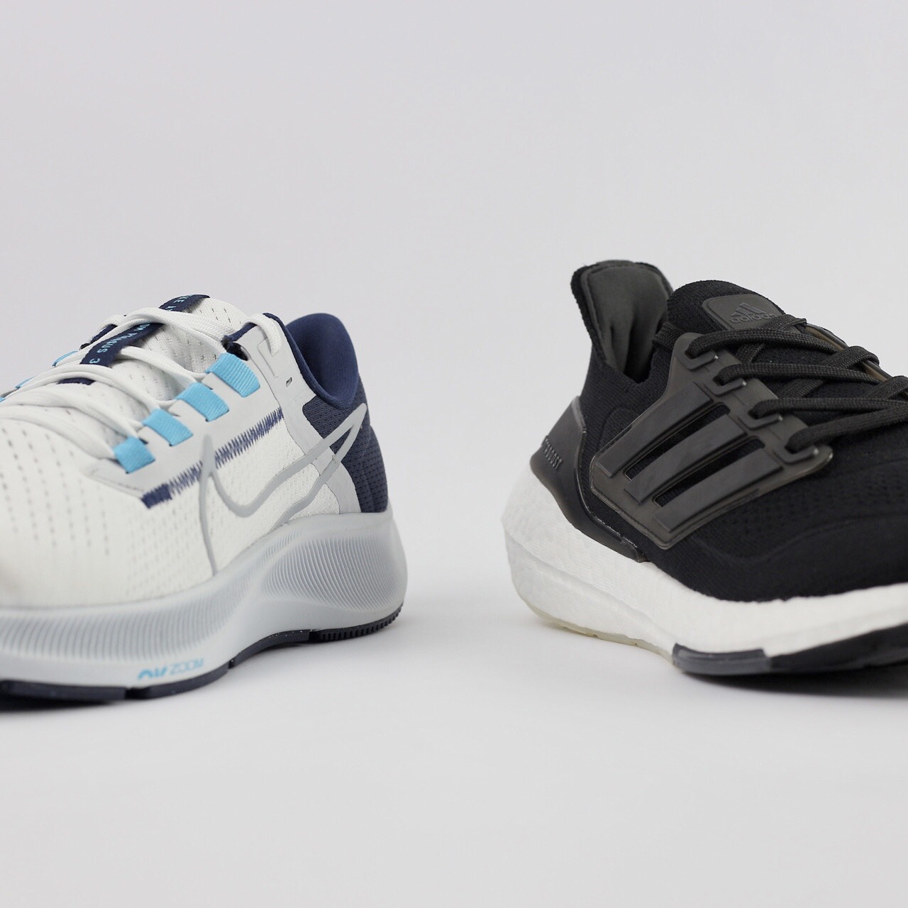 So sánh hiệu năng: Adidas Ultraboost 21 vs Nike Pegasus 38. Bounty Sneakers