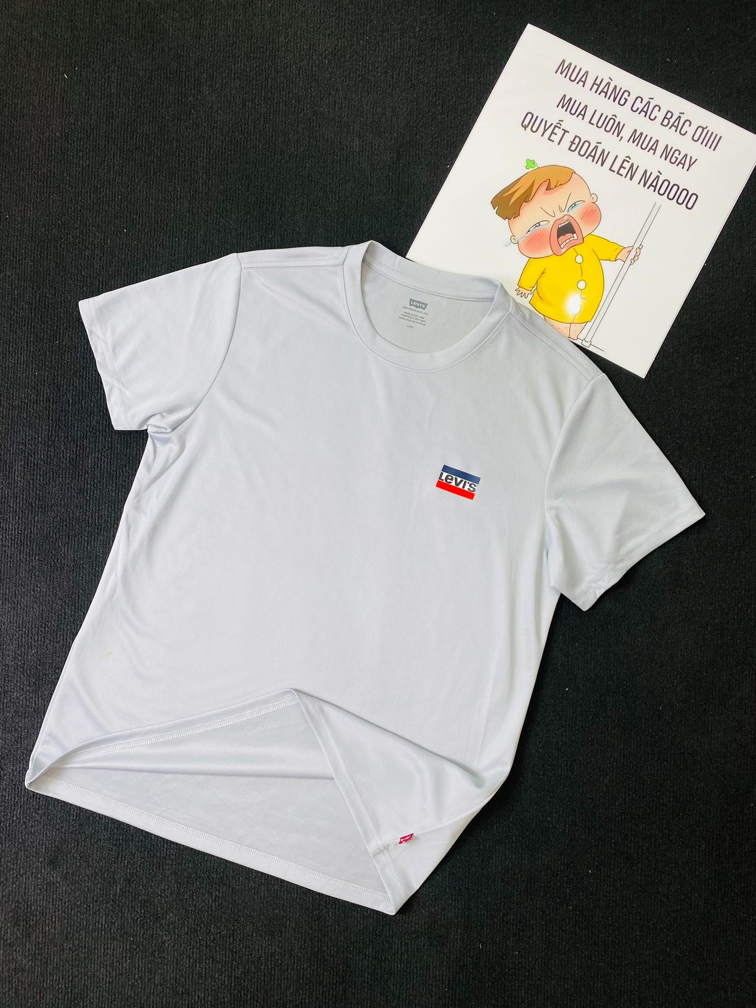 ao-phong-levi-s-crewneck-graphic-basic-t-shirt-white-79681-0000-white-hang-chinh