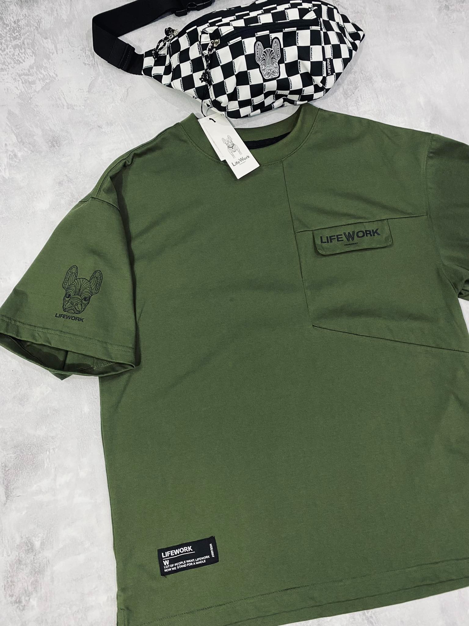 ao-phong-lifework-flame-figure-short-sleeved-green-lw232ts418-03-hang-chinh-hang