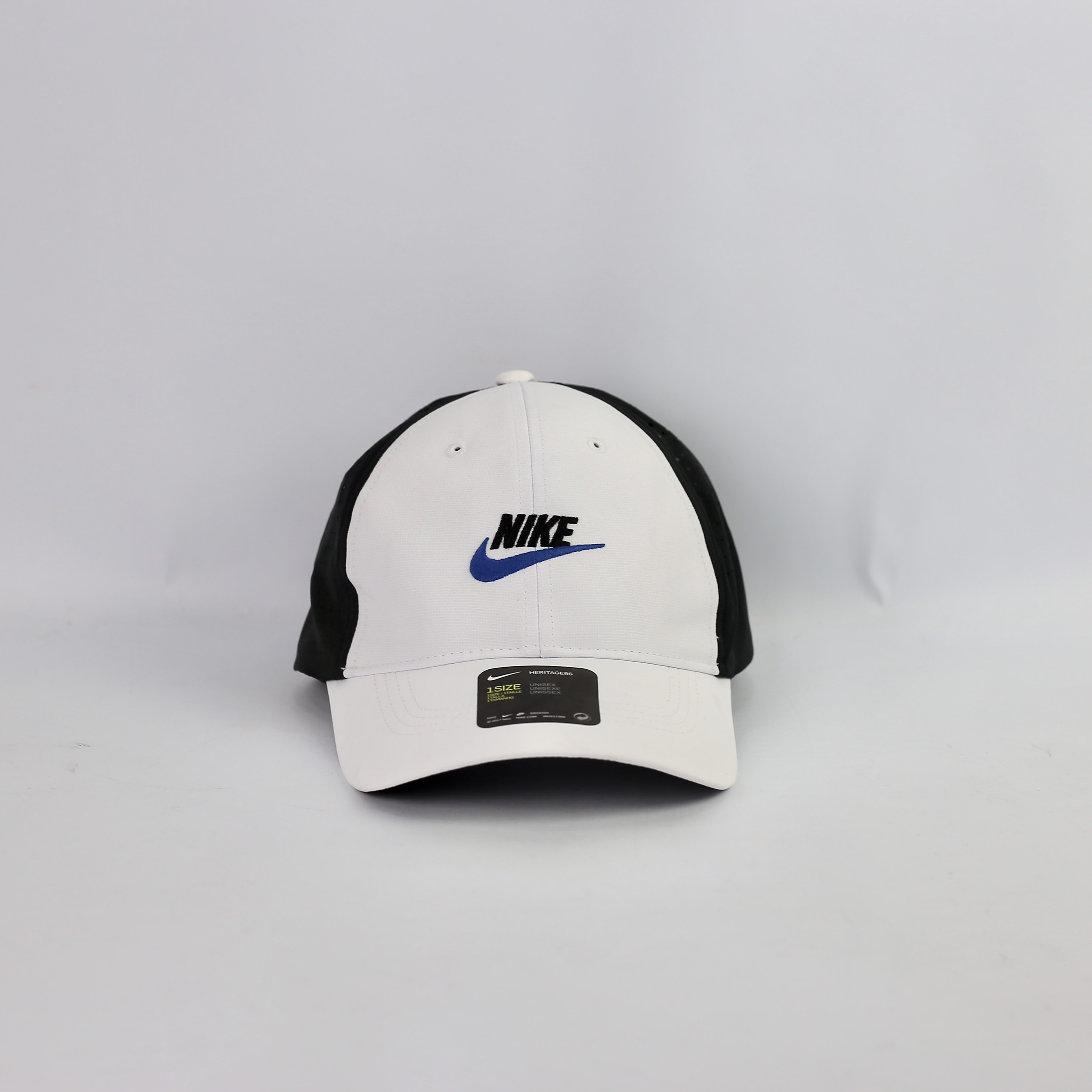 mu-nike-heritage-86-black-white-aj6721-010-hang-chinh-hang
