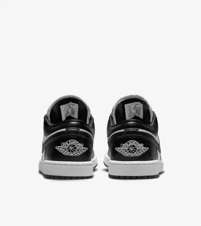 Stockx Jordan Panda Clearance (Giày Sneaker Nike Air Jordan Low Panda W  DC0774-101 Hàng Chính)