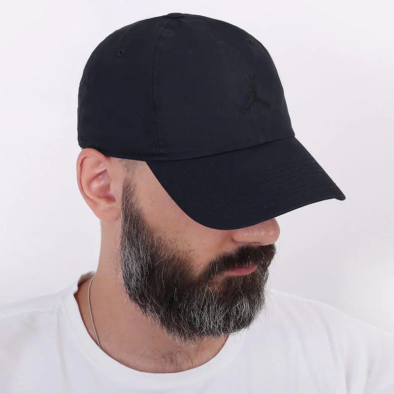 nike air jordan 1 mid shoe