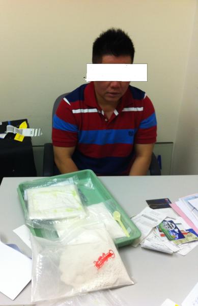 Một người Mỹ mang 1,1 kg heroin qua sân bay Tân Sơn Nhất