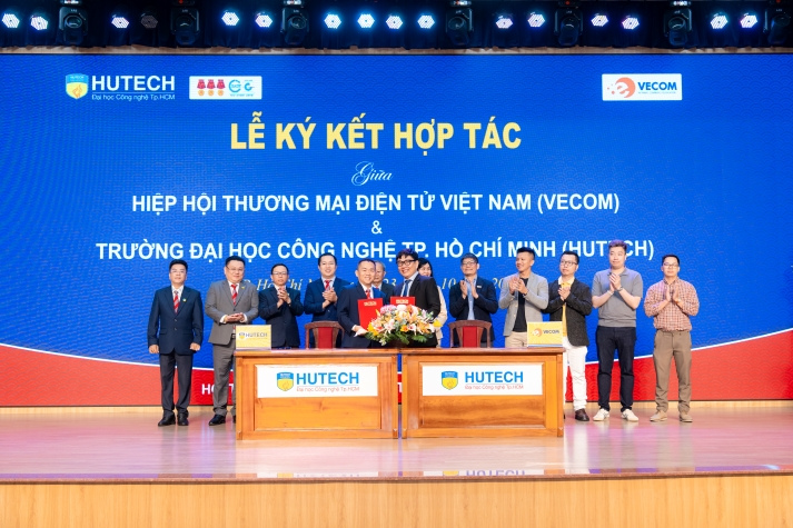 VECOM tăng cường kết nối nhà trường và doanh nghiệp, thúc đẩy phát triển thương mại điện tử