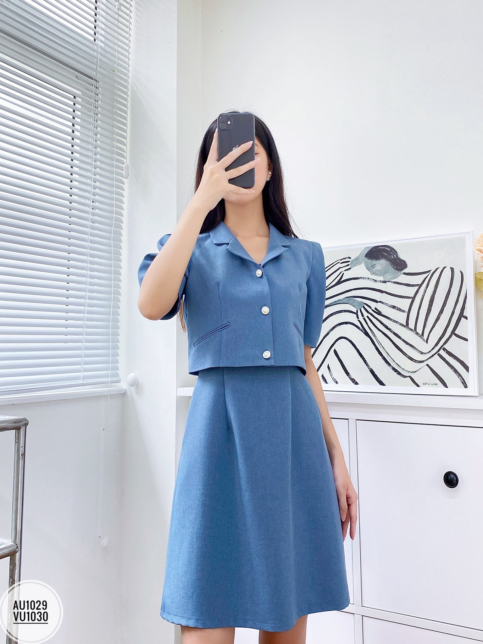 Áo croptop cổ hai ve dáng suông túi cơi chéo