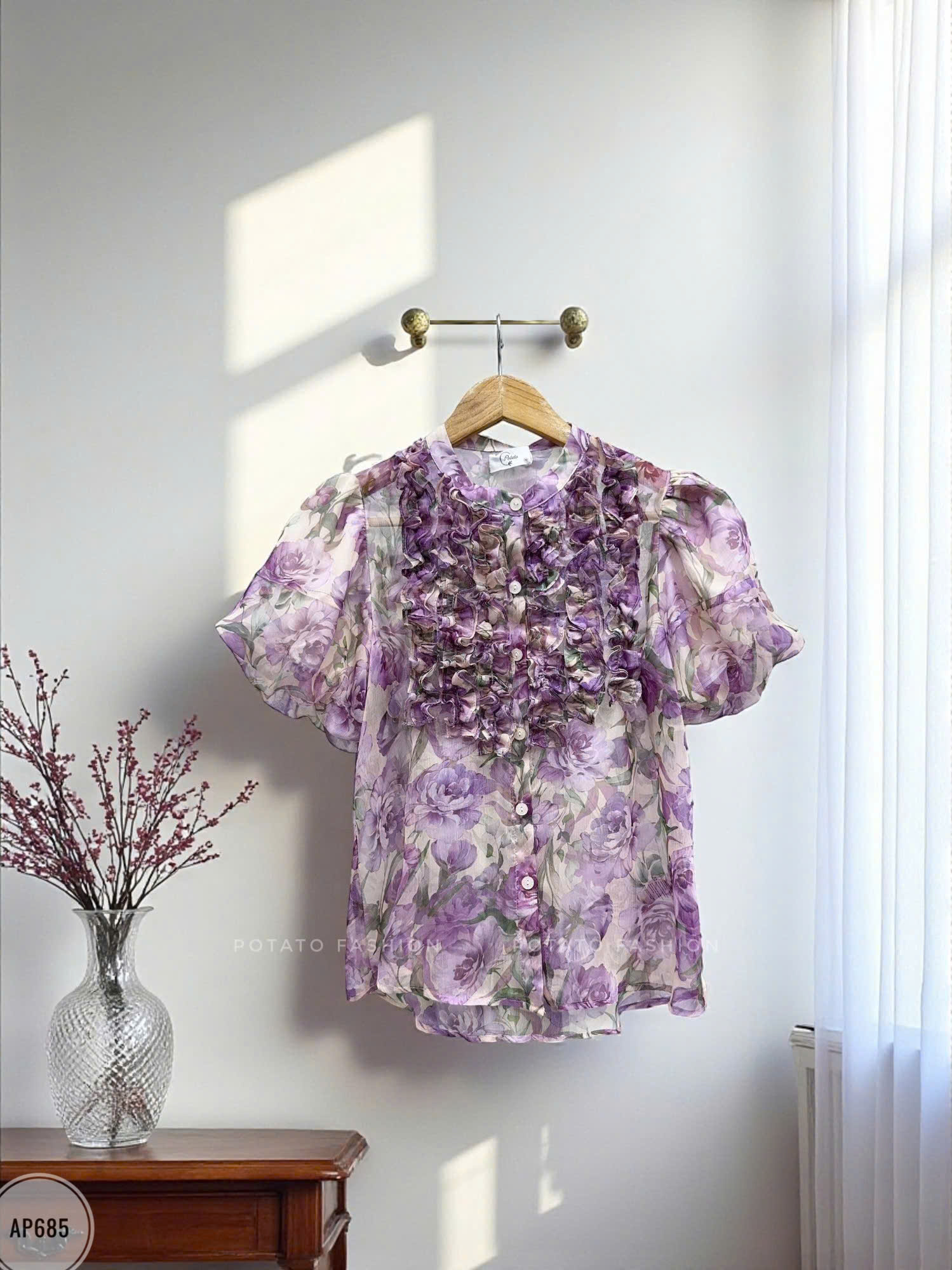 Áo sơ mi bèo ngực