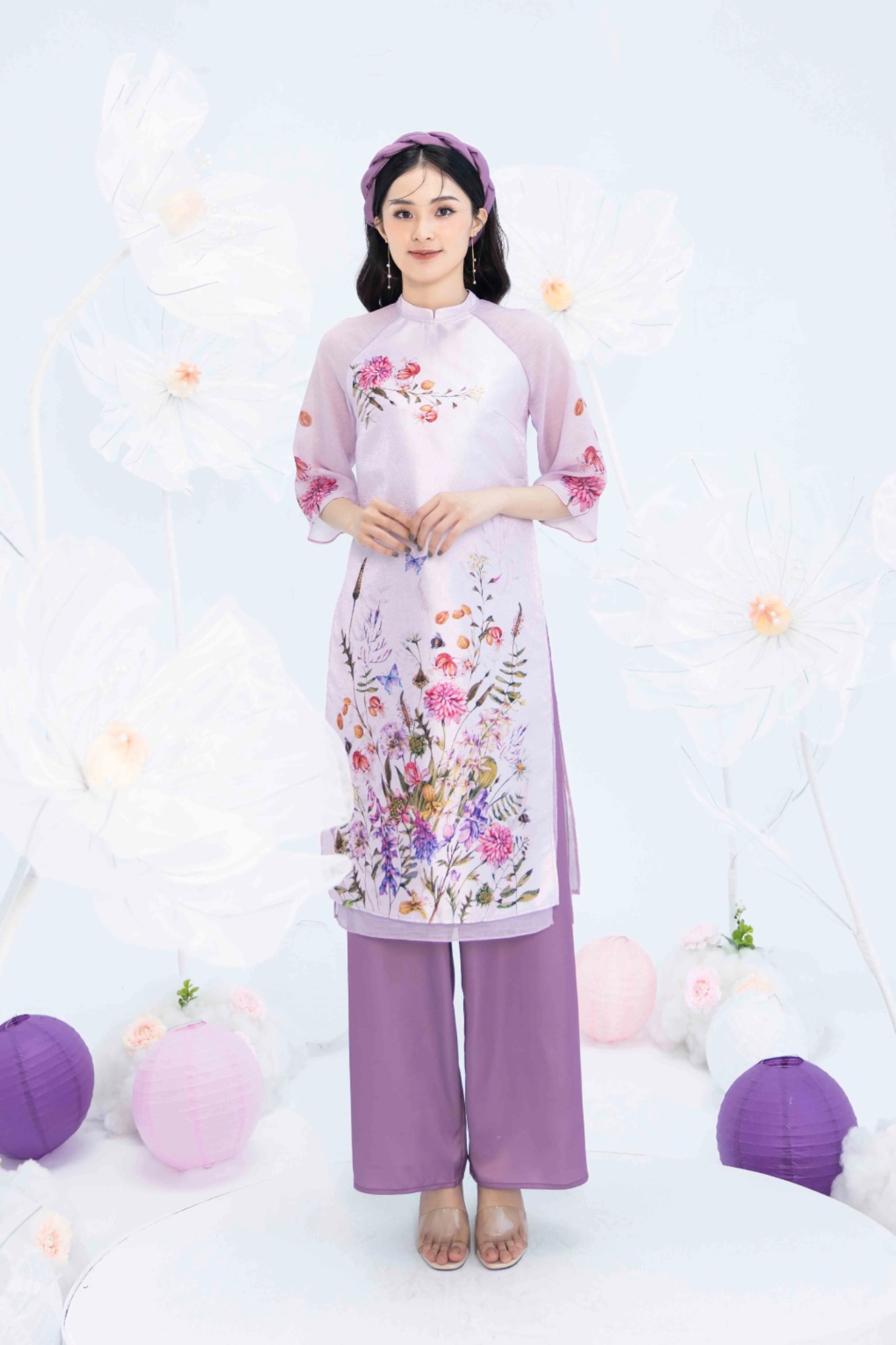 Áo dài gấm Niên Hoa