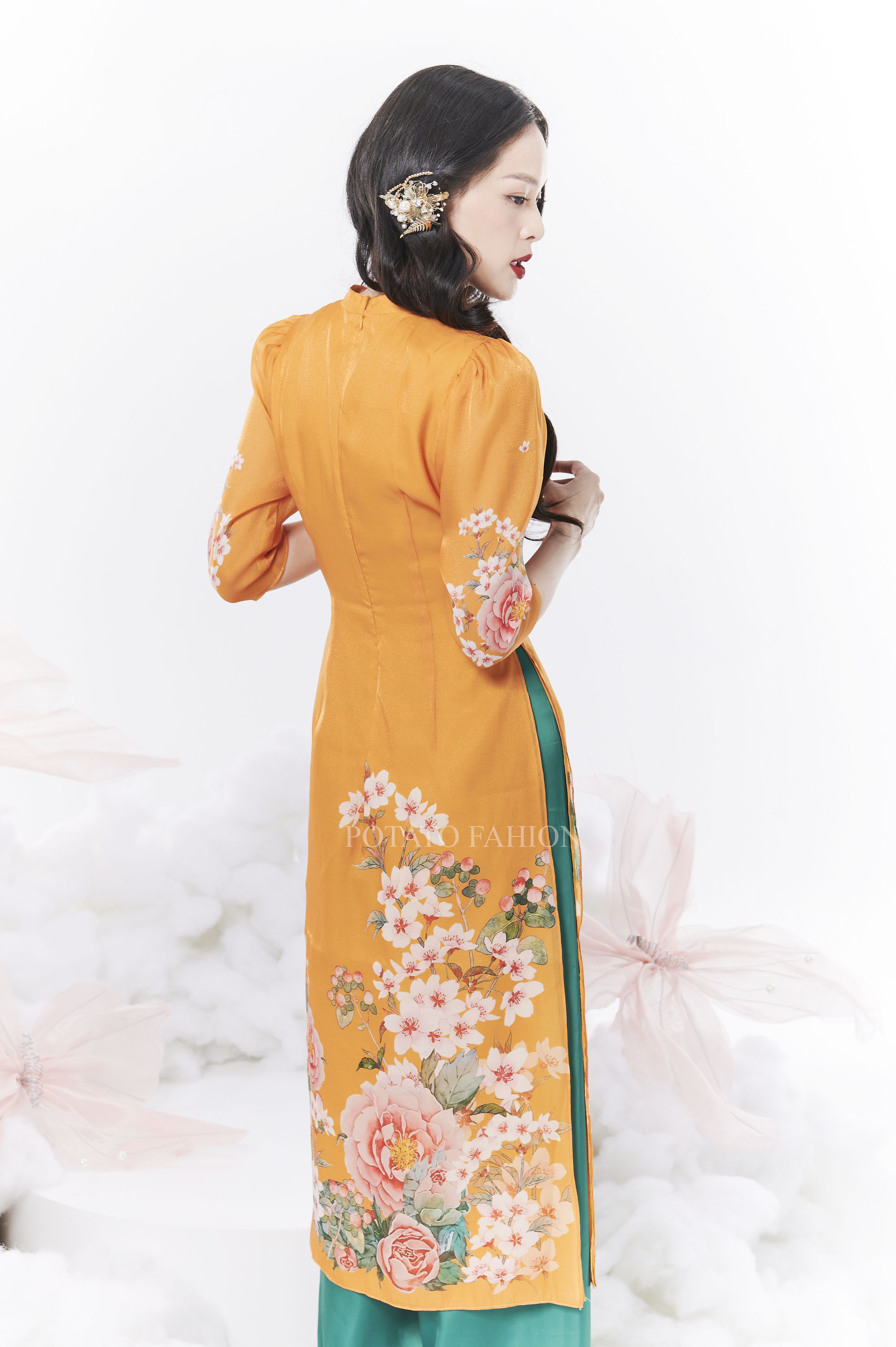 Áo dài Ngự Sắc