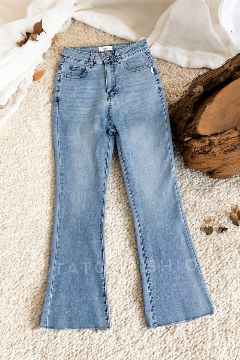 Quần Jeans dáng vẩy