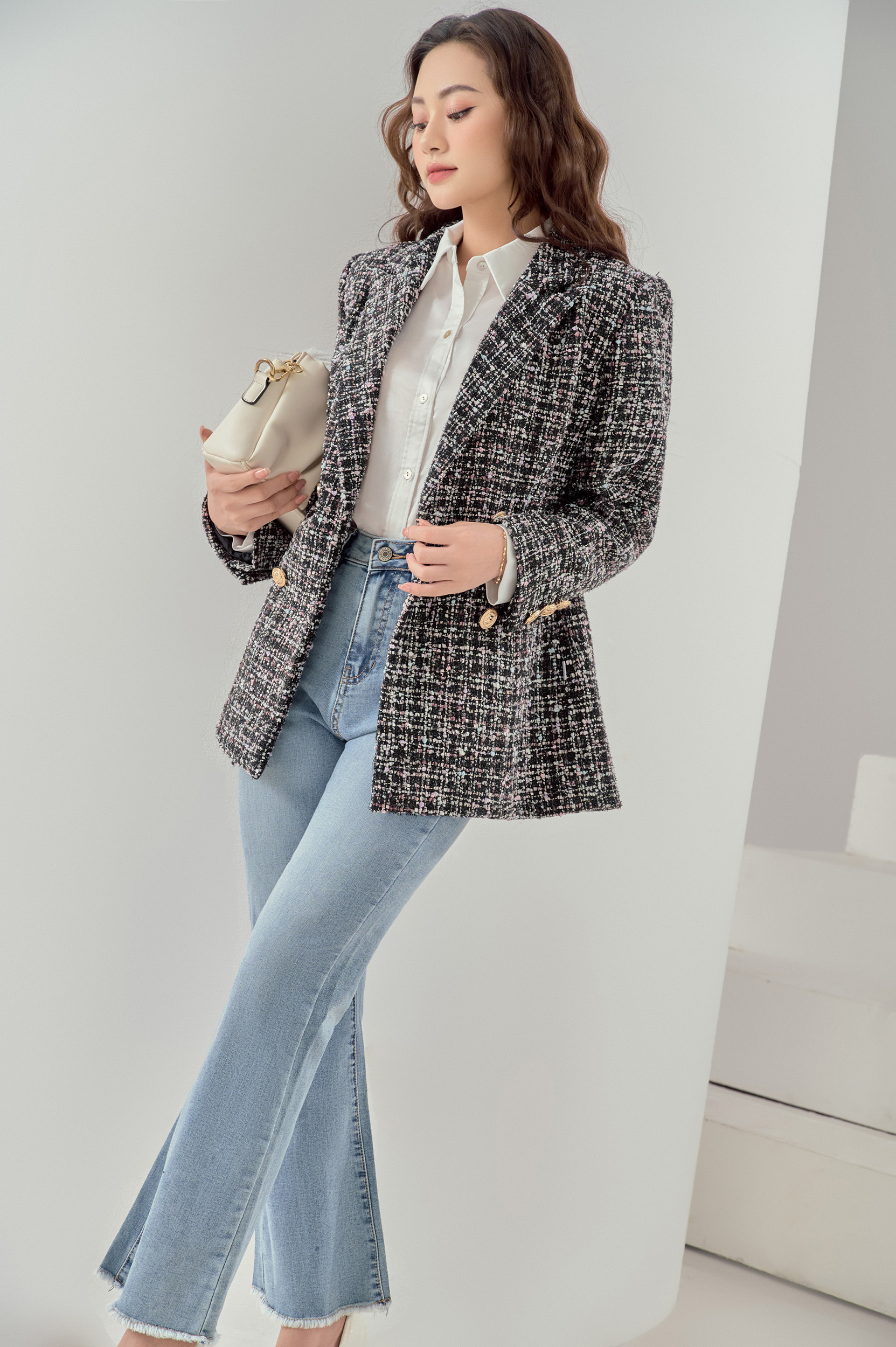 Áo vest tweed cổ bẻ hai hàng cúc dáng dài