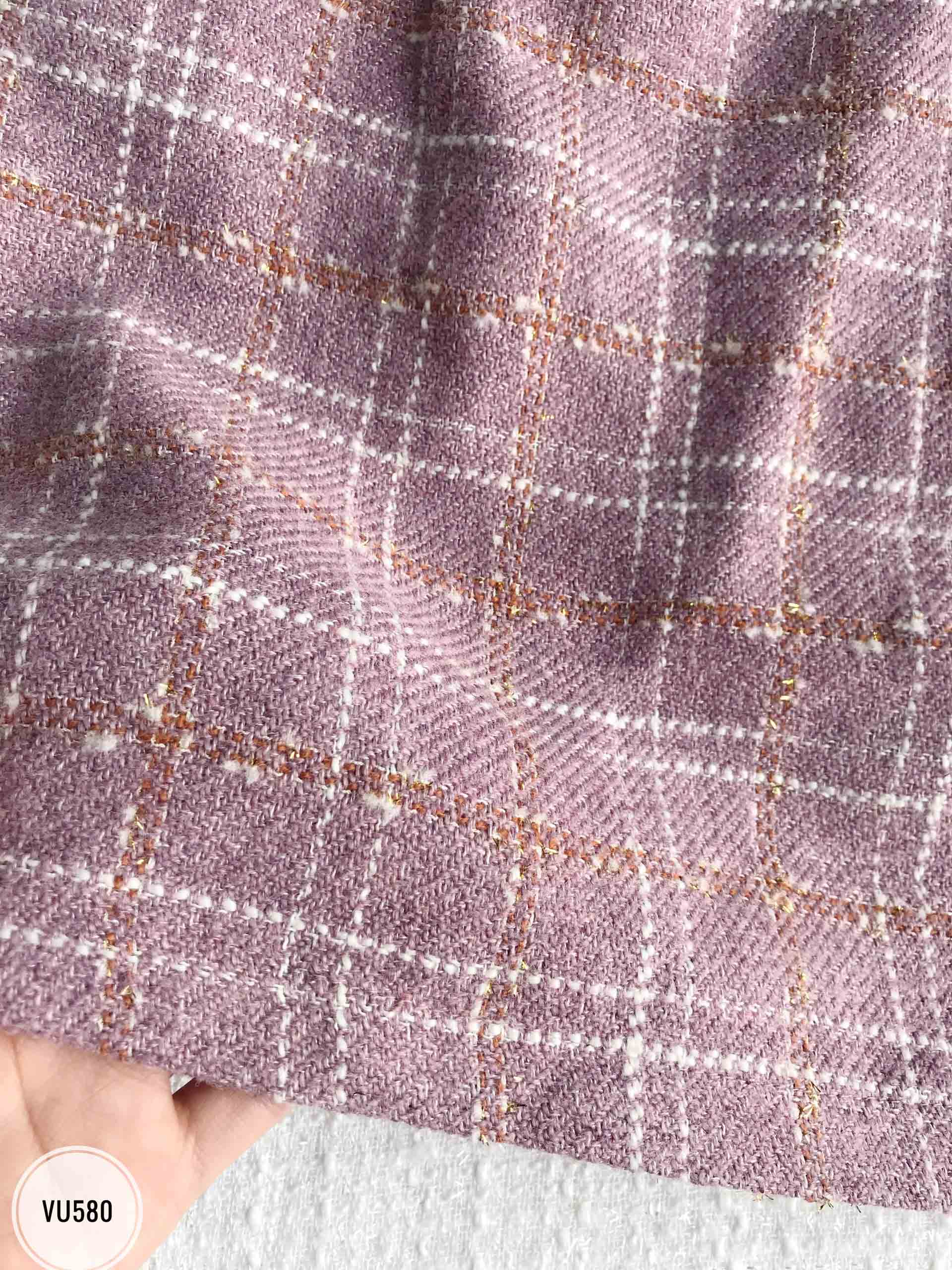 Váy cổ tròn phối viền dây trang trí