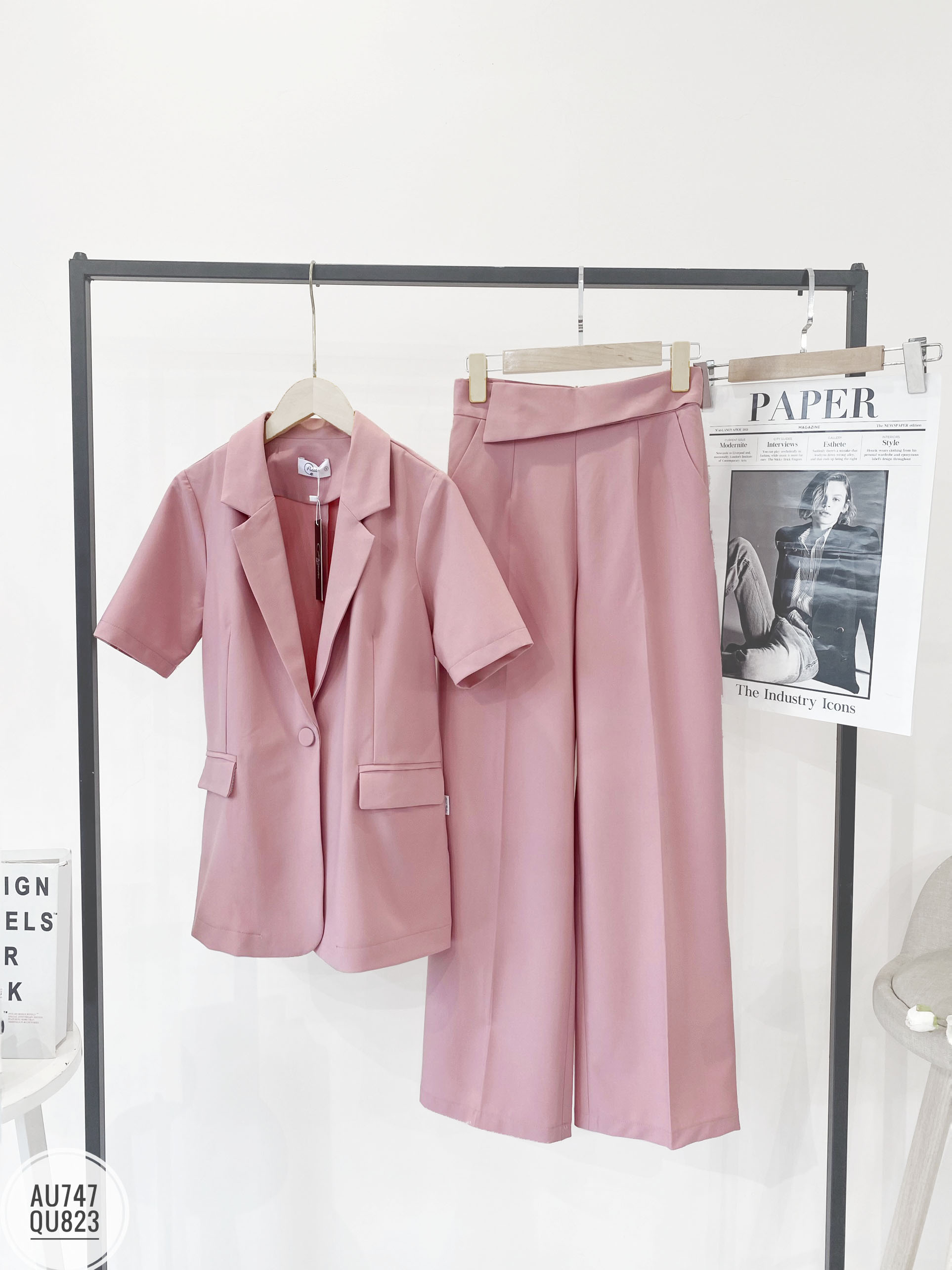 Áo Blazer một lớp cổ K, tay cộc