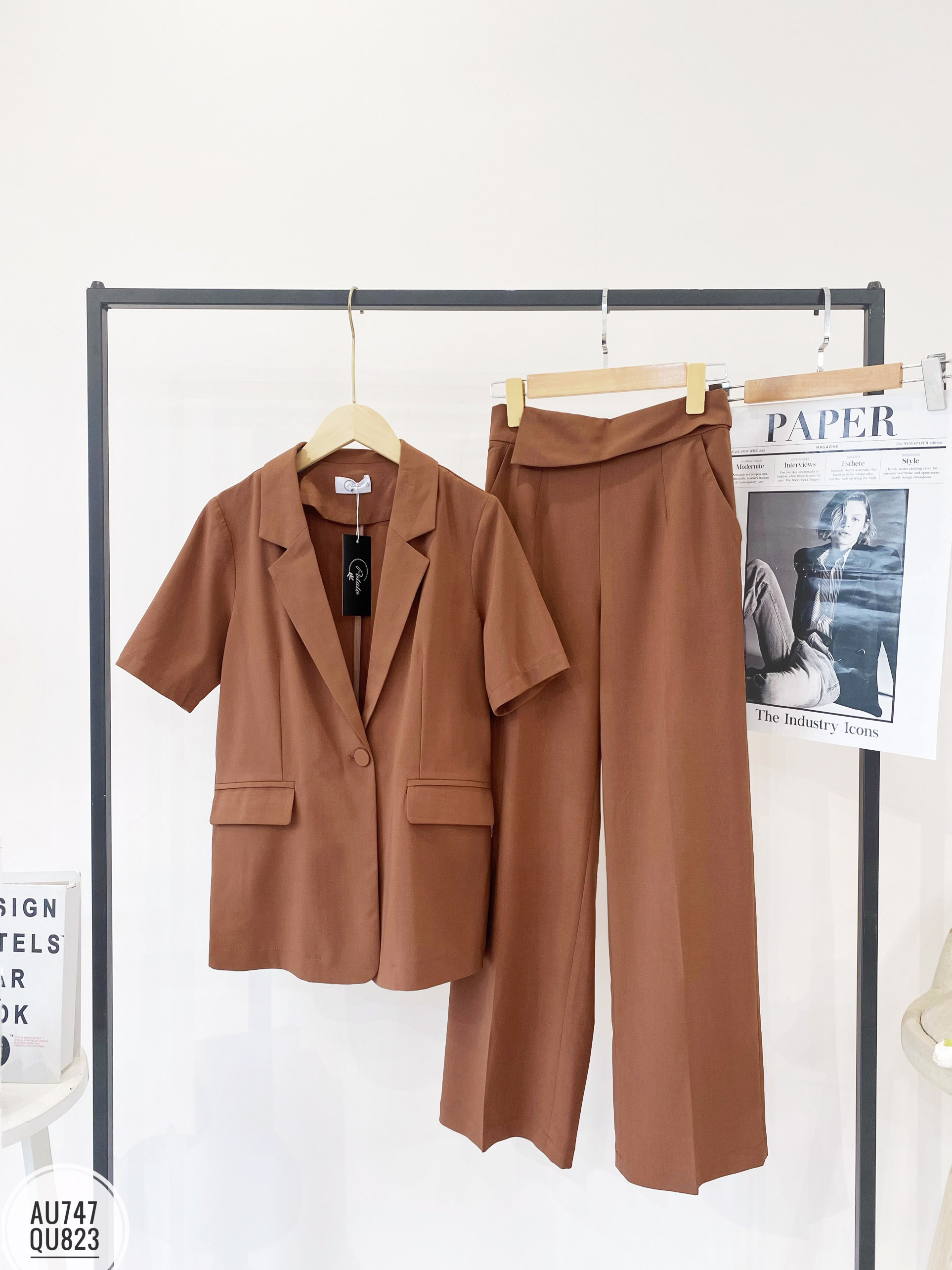 Áo Blazer một lớp cổ K, tay cộc