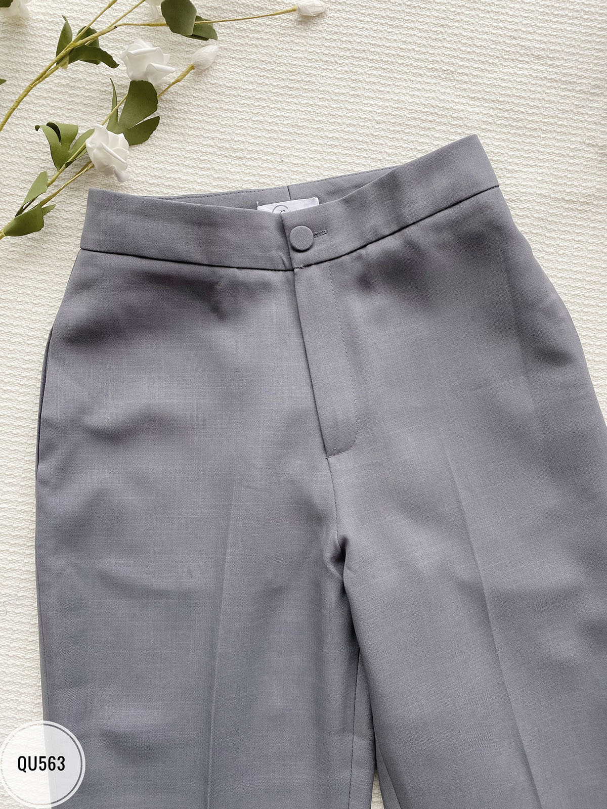 Quần baggy xẻ gấu túi sườn