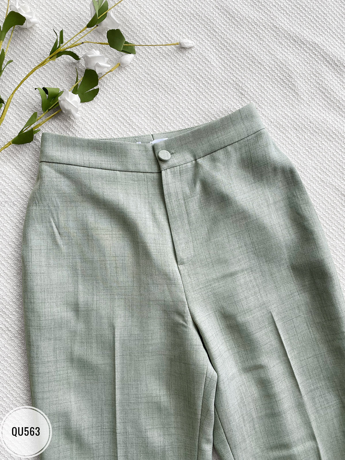 Quần baggy xẻ gấu túi sườn