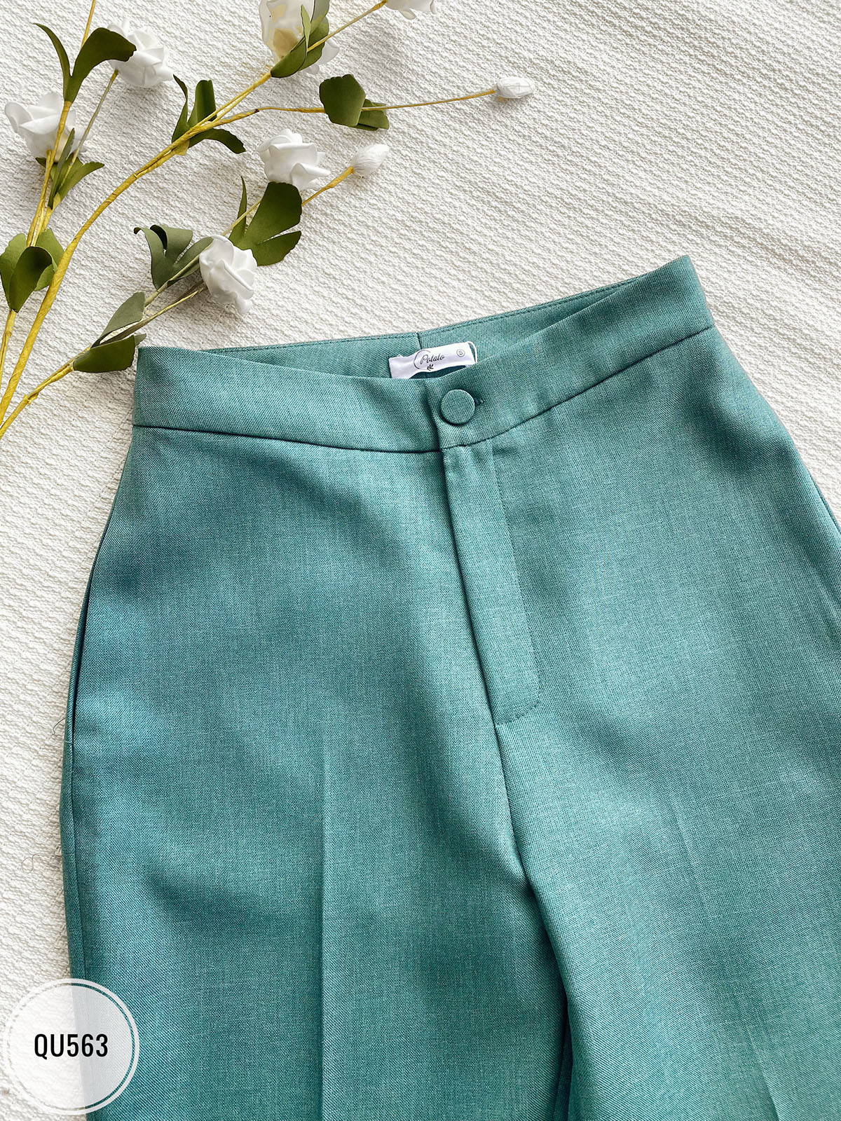 Quần baggy xẻ gấu túi sườn